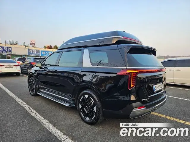 Kia Carnival 2024 — Şəkil 17/20