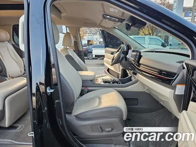 Kia Carnival 2024 — Şəkil 20/20