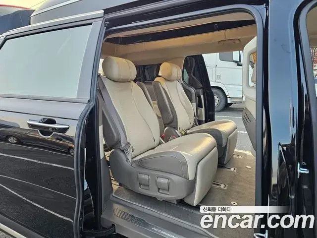 Kia Carnival 2024 — Şəkil 14/20