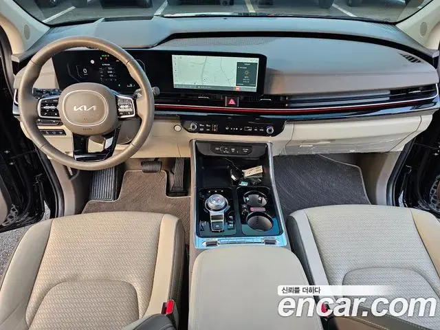Kia Carnival 2024 — Şəkil 9/20