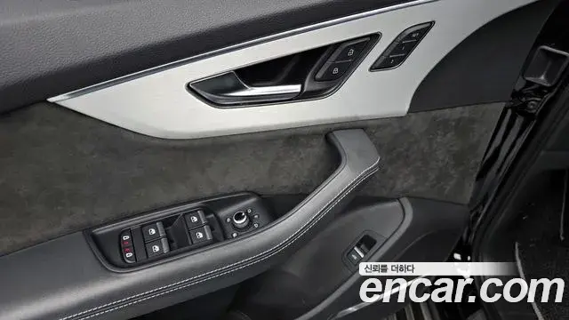 Audi Q7 2022 — Фото 11/20