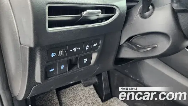 Hyundai Sonata Hybrid 2021 — Photo 6/20