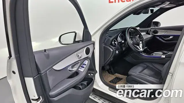 Mercedes-Benz GLC-Class 2021 — Şəkil 3/20