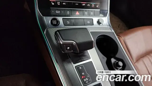 Audi A6 2021 — Şəkil 18/20