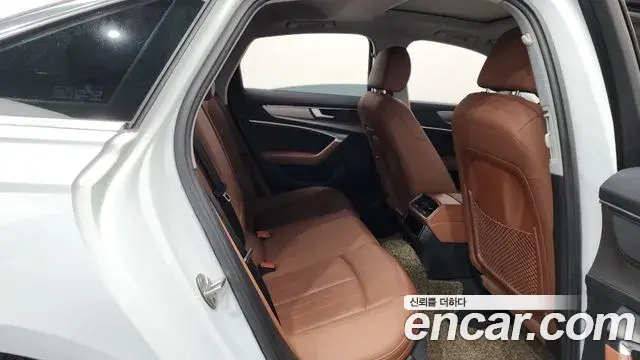 Audi A6 2021 — Şəkil 7/20