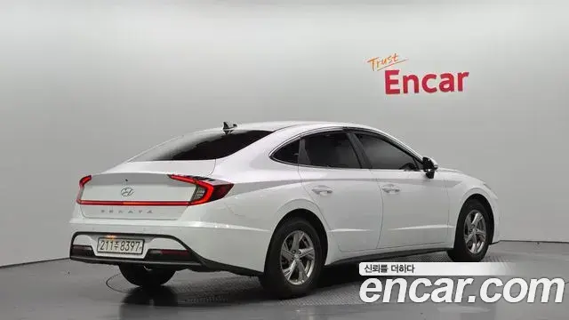 Hyundai Sonata Hybrid 2020 — Photo 4/20