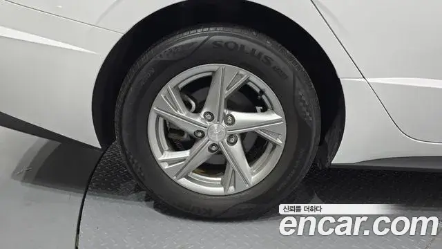 Hyundai Sonata Hybrid 2020 — Photo 10/20