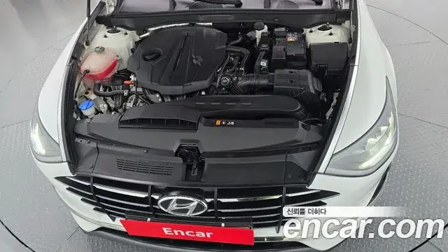 Hyundai Sonata Hybrid 2020 — Photo 5/20