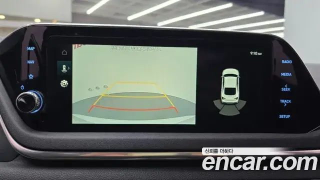 Hyundai Sonata Hybrid 2020 — Photo 15/20