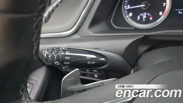 Hyundai Sonata Hybrid 2020 — Photo 13/20
