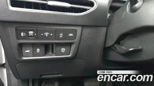 Hyundai Sonata Hybrid 2020 — Photo 3/20