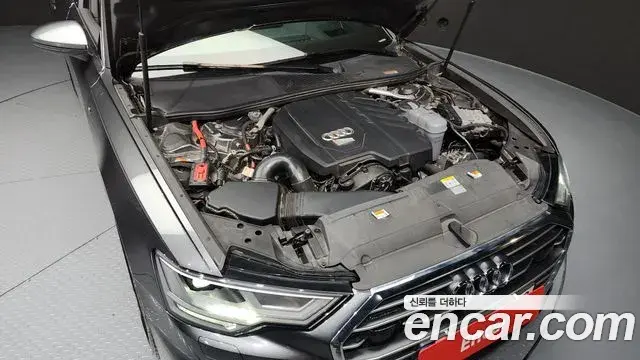 Audi A6 2022 — ფოტო 19/20