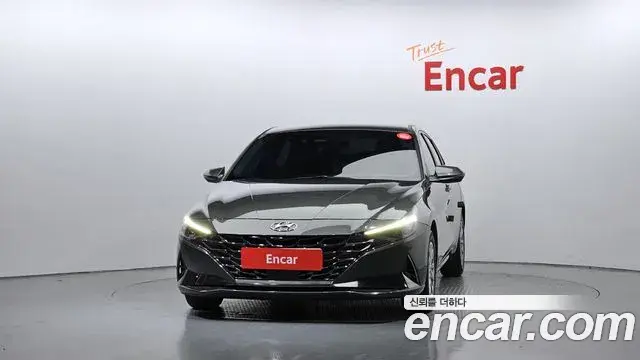 Hyundai The New Avante Hybrid 2020 — Photo 9/20