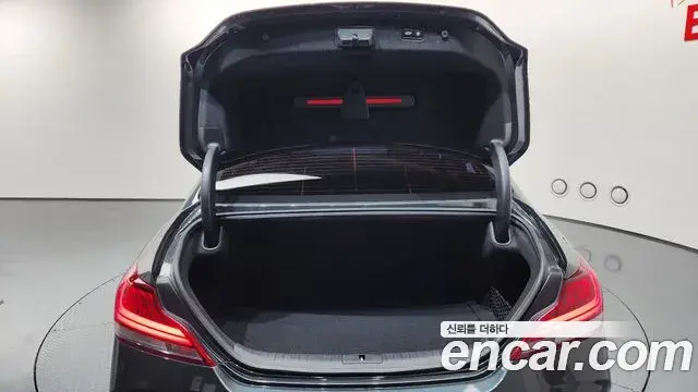 Genesis G70 2019 — ფოტო 4/20
