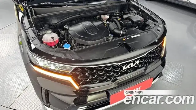 Kia Sorento 2023 — ფოტო 4/20