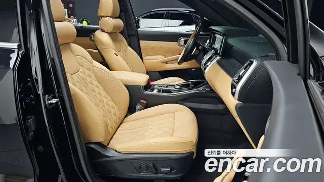 Kia Sorento 2023 — ფოტო 3/20