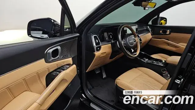 Kia Sorento 2023 — ფოტო 19/20