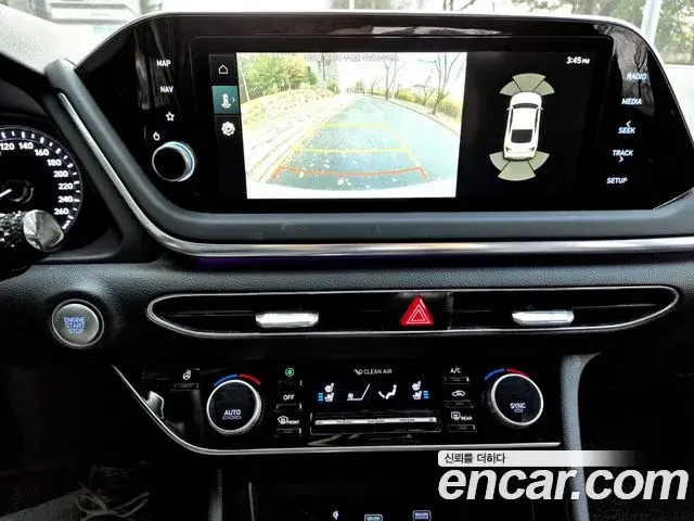 Hyundai Sonata Hybrid 2021 — Şəkil 16/20
