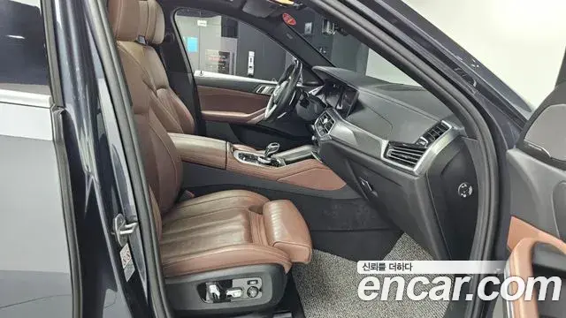 BMW X6 2021 — Photo 1/20