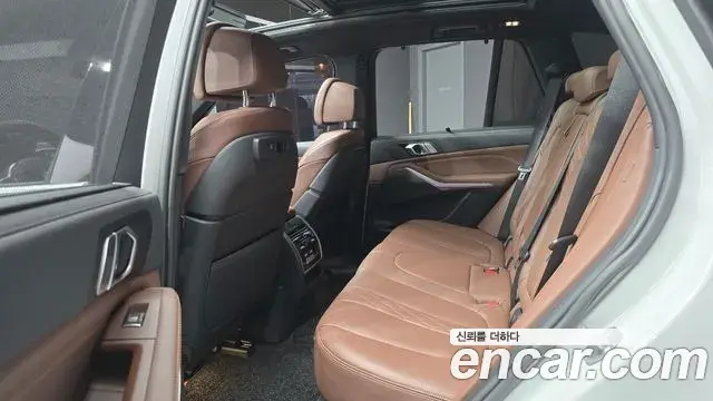 BMW X5 2022 — Photo 20/20