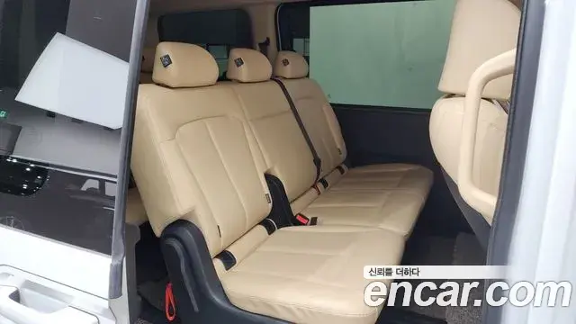 Hyundai Staria 2022 — Şəkil 16/20