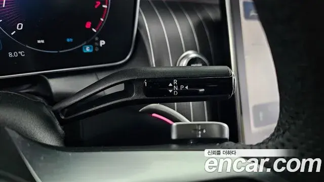 Mercedes-Benz GLC-Class 2025 — ფოტო 9/20