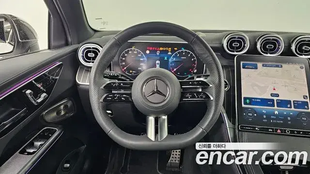 Mercedes-Benz GLC-Class 2025 — ფოტო 13/20