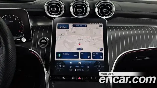Mercedes-Benz GLC-Class 2025 — ფოტო 14/20