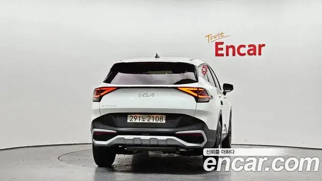 Kia Sportage 2021 — Photo 5/20