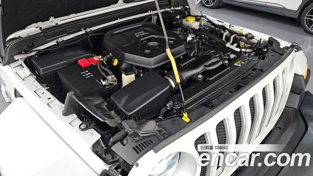 Jeep Wrangler 2019 — ფოტო 12/20