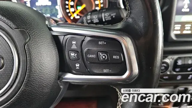 Jeep Wrangler 2019 — ფოტო 1/20