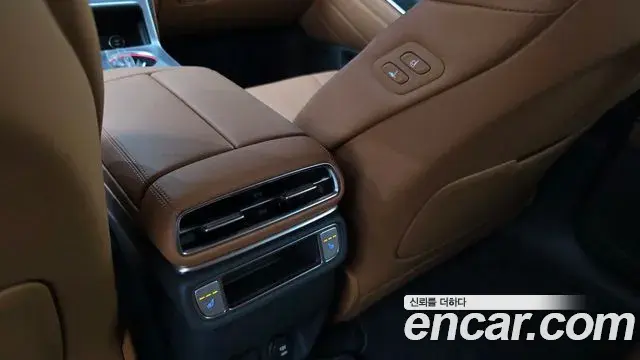 Genesis GV80 2024 — Photo 16/20