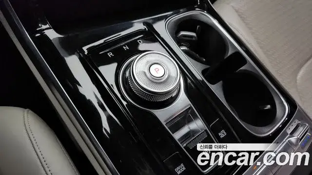 Kia Carnival 2021 — Şəkil 7/20