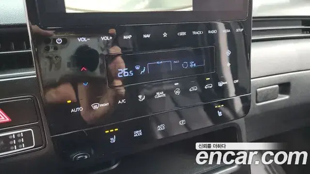 Hyundai Staria 2022 — ფოტო 20/20