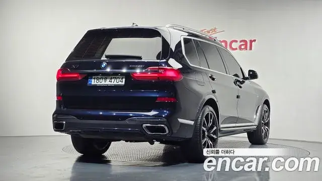 BMW X7 2021 — Photo 1/20