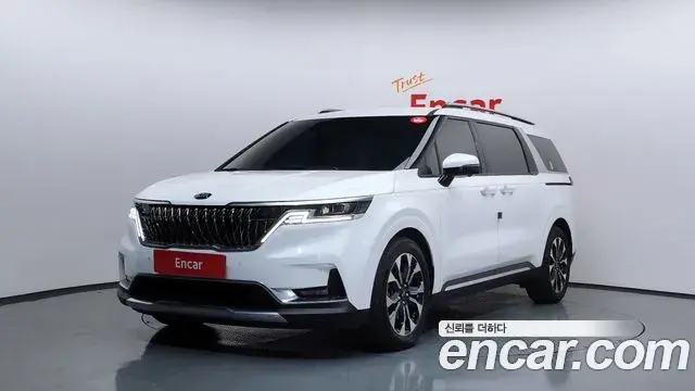 Kia Carnival 2021 — Фото 1/20