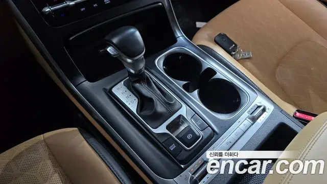 Kia Carnival 2023 — Фото 9/20