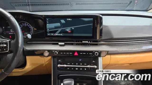 Kia Carnival 2023 — Фото 14/20