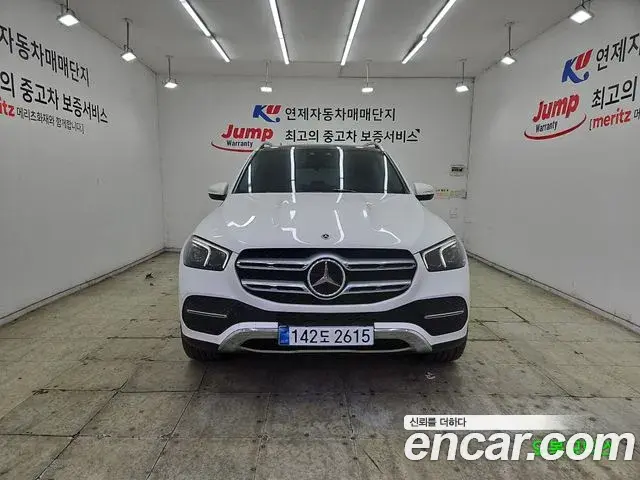 Mercedes-Benz GLE-Class 2021 — Photo 11/20