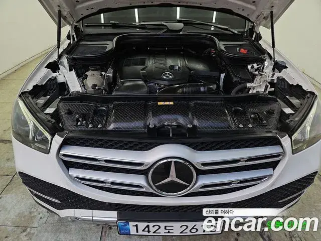 Mercedes-Benz GLE-Class 2021 — Photo 20/20