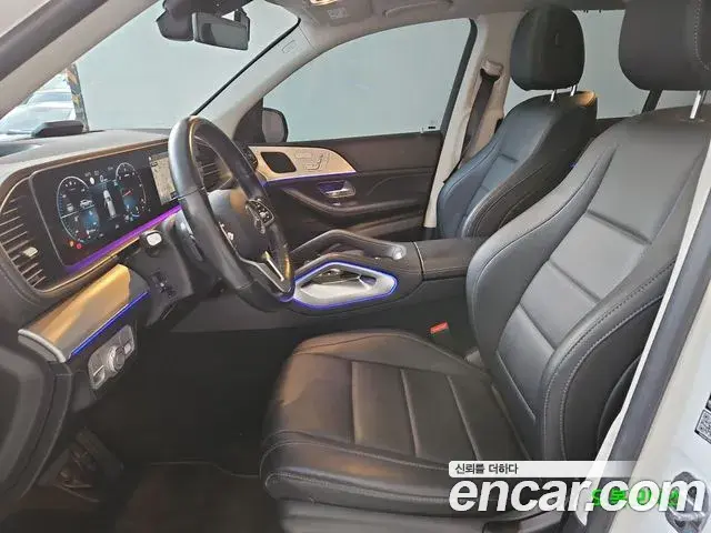 Mercedes-Benz GLE-Class 2021 — Photo 3/20