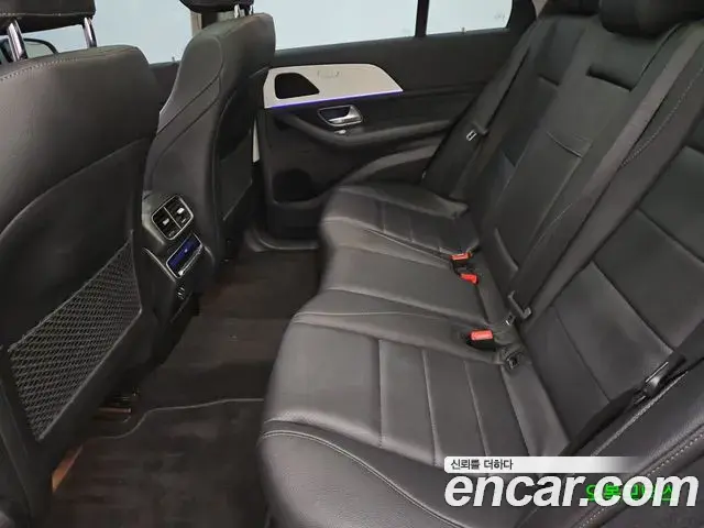 Mercedes-Benz GLE-Class 2021 — Photo 7/20