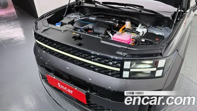 Hyundai Santa Fe 2023 — ფოტო 4/20