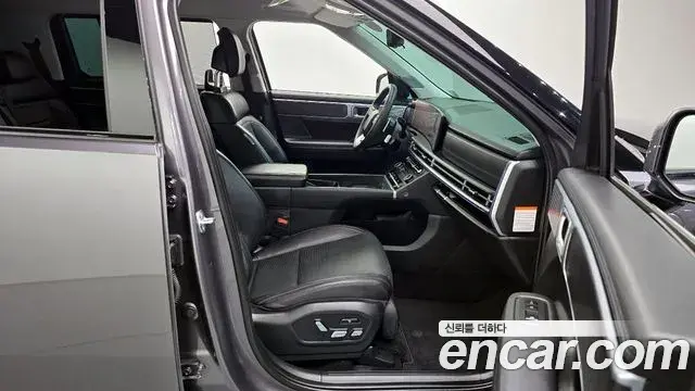 Hyundai Santa Fe 2023 — ფოტო 10/20