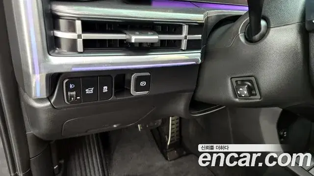 Hyundai Santa Fe 2023 — ფოტო 3/20