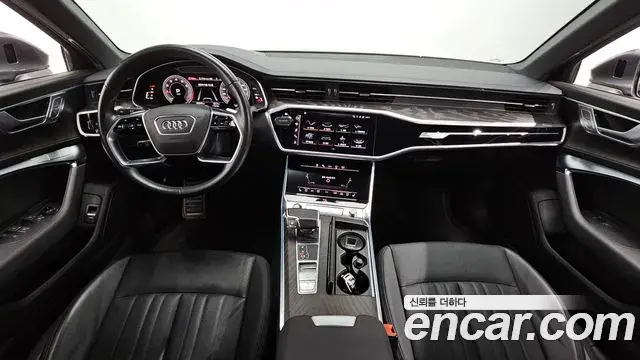 Audi A6 2022 — ფოტო 13/20