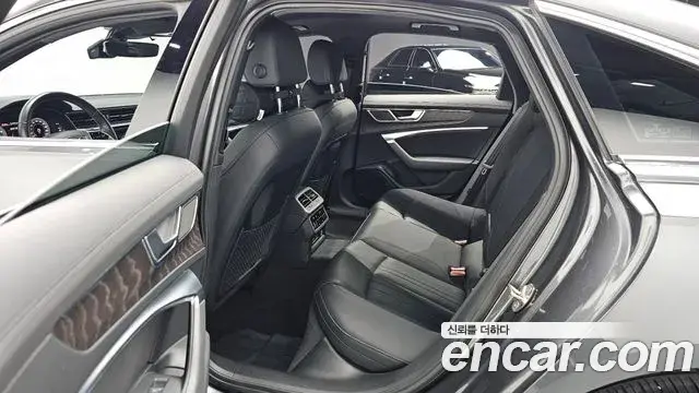 Audi A6 2022 — ფოტო 6/20