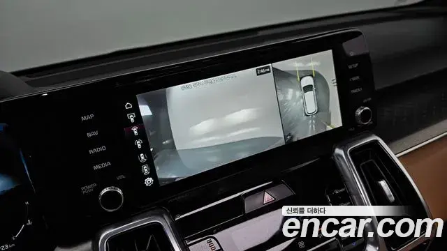 Kia Sorento 2021 — Şəkil 16/20