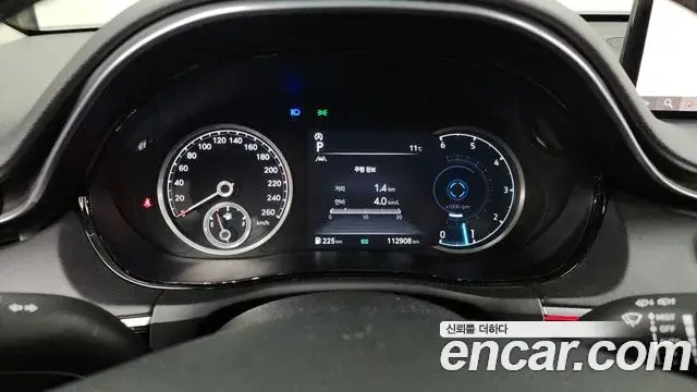 Genesis GV70 2021 — ფოტო 9/20