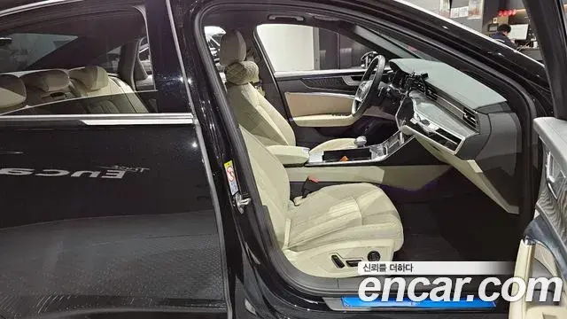 Audi A6 2022 — Şəkil 13/20